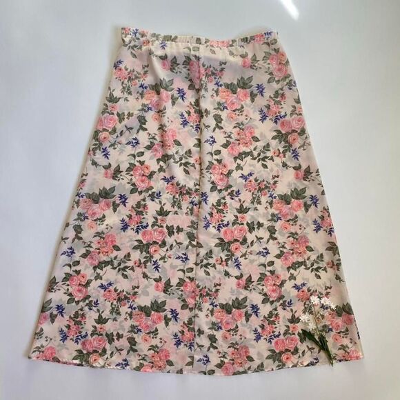 Vintage soft pink floral skirt - Picture 3 of 8